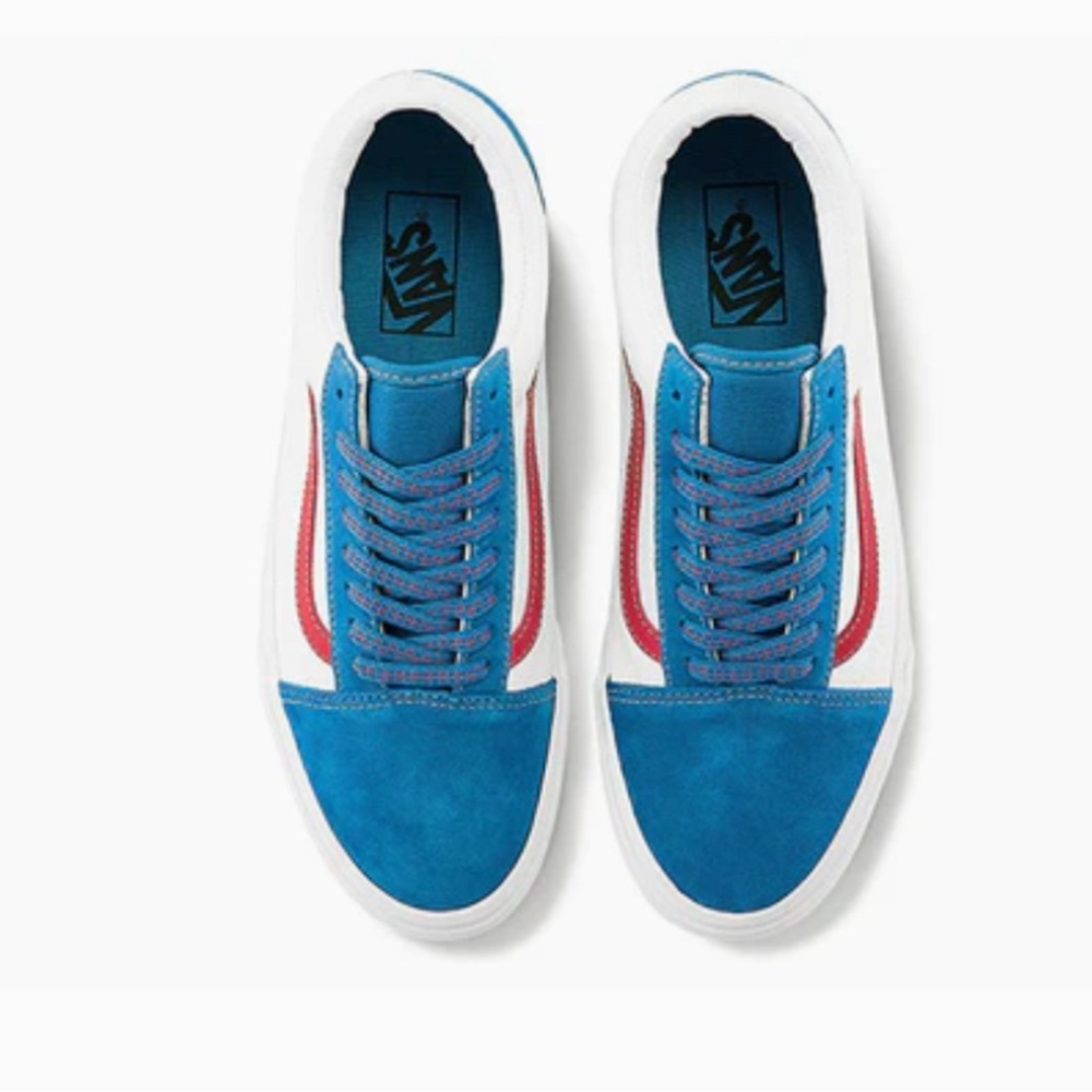 Vans - Picture 2 of 5